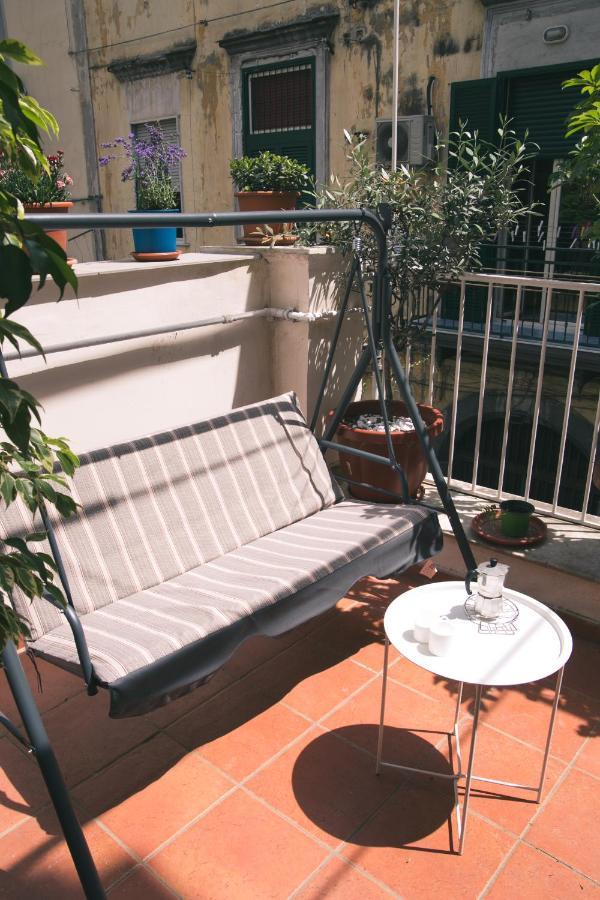 La Casa Del Nespolo, 2 Terrazzi E 2 Bagni In Centro Apartment Naples Exterior photo