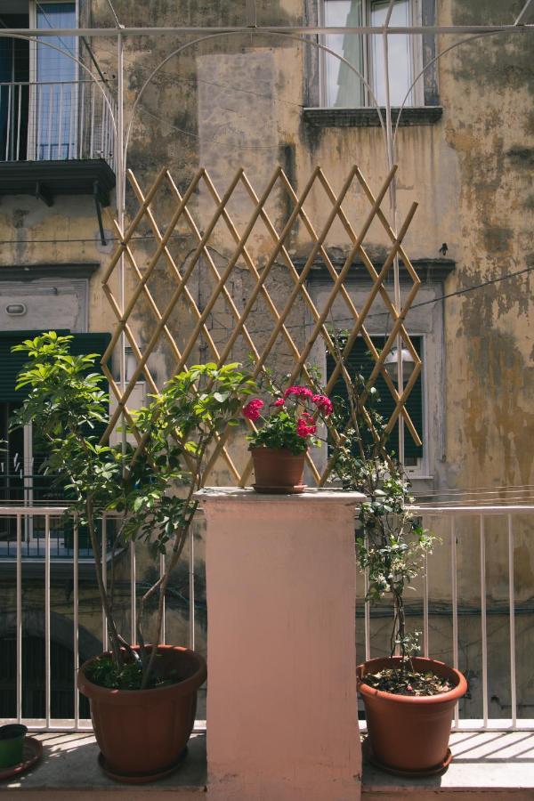 La Casa Del Nespolo, 2 Terrazzi E 2 Bagni In Centro Apartment Naples Exterior photo