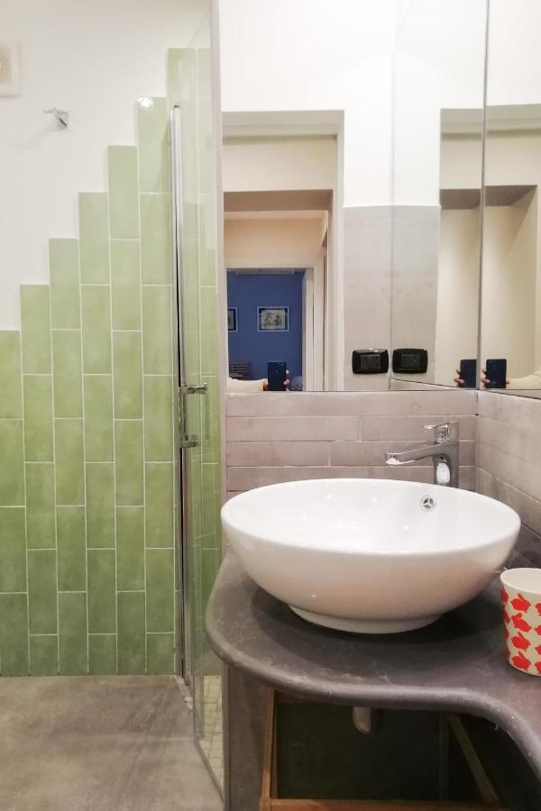 La Casa Del Nespolo, 2 Terrazzi E 2 Bagni In Centro Apartment Naples Exterior photo